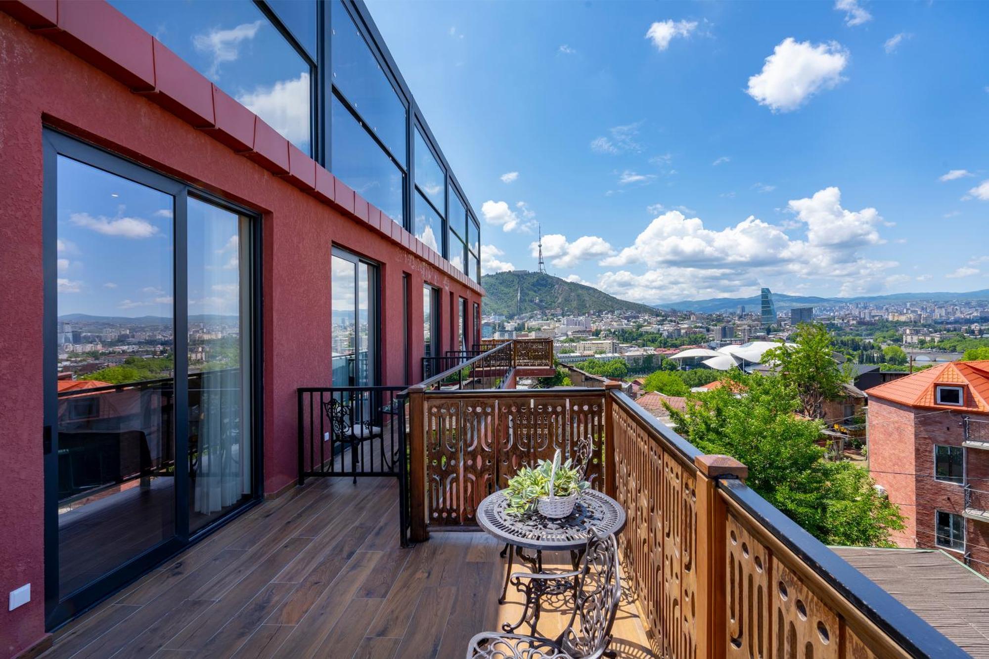 Iris Hotel Tbiliszi Kültér fotó