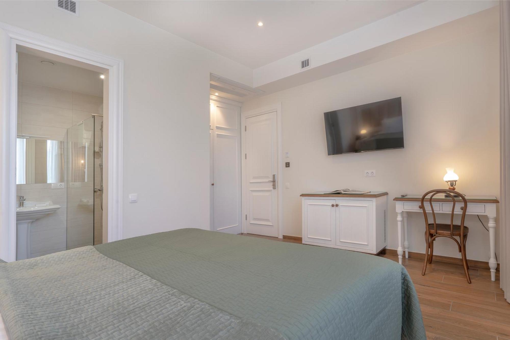 Iris Hotel Tbiliszi Kültér fotó
