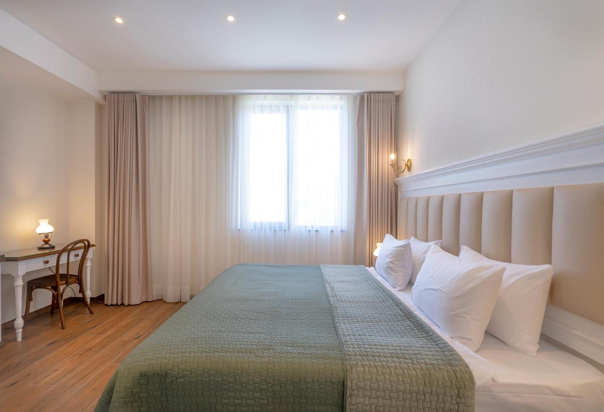 Iris Hotel Tbiliszi Kültér fotó